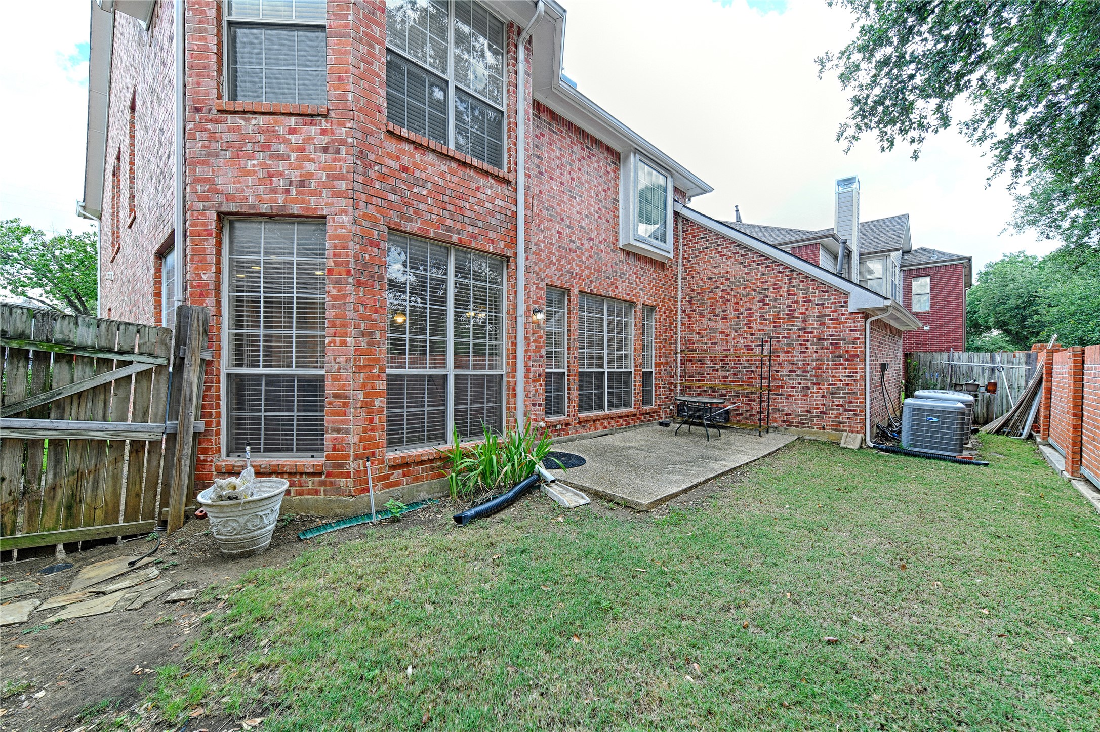 531 Southridge Way Irving TX 75063