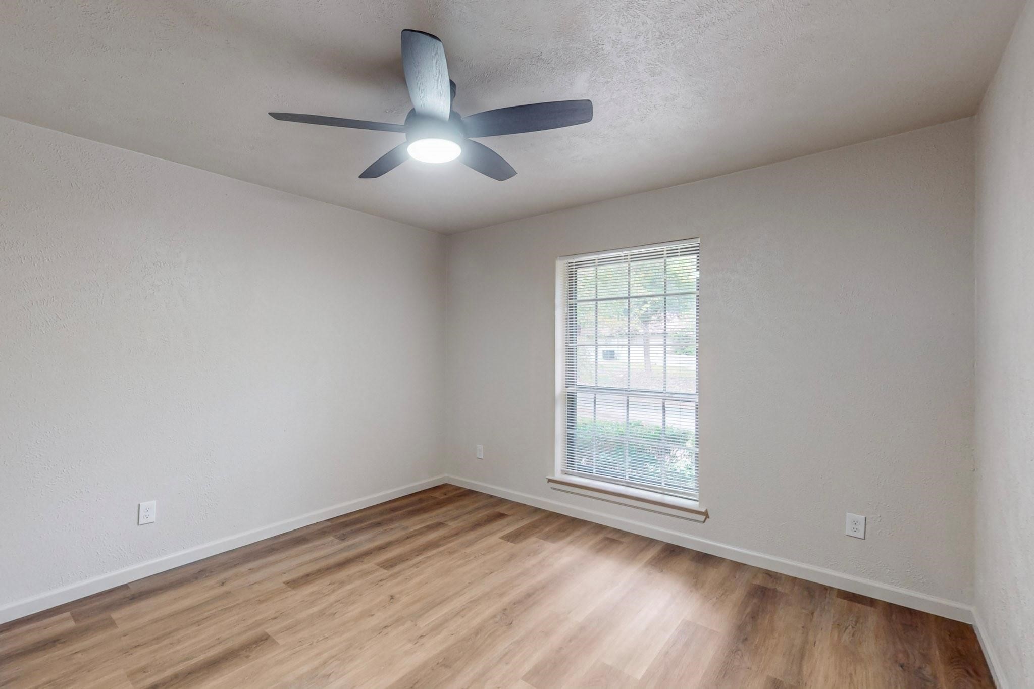 3714 Kiest Knoll Drive Dallas TX 75233