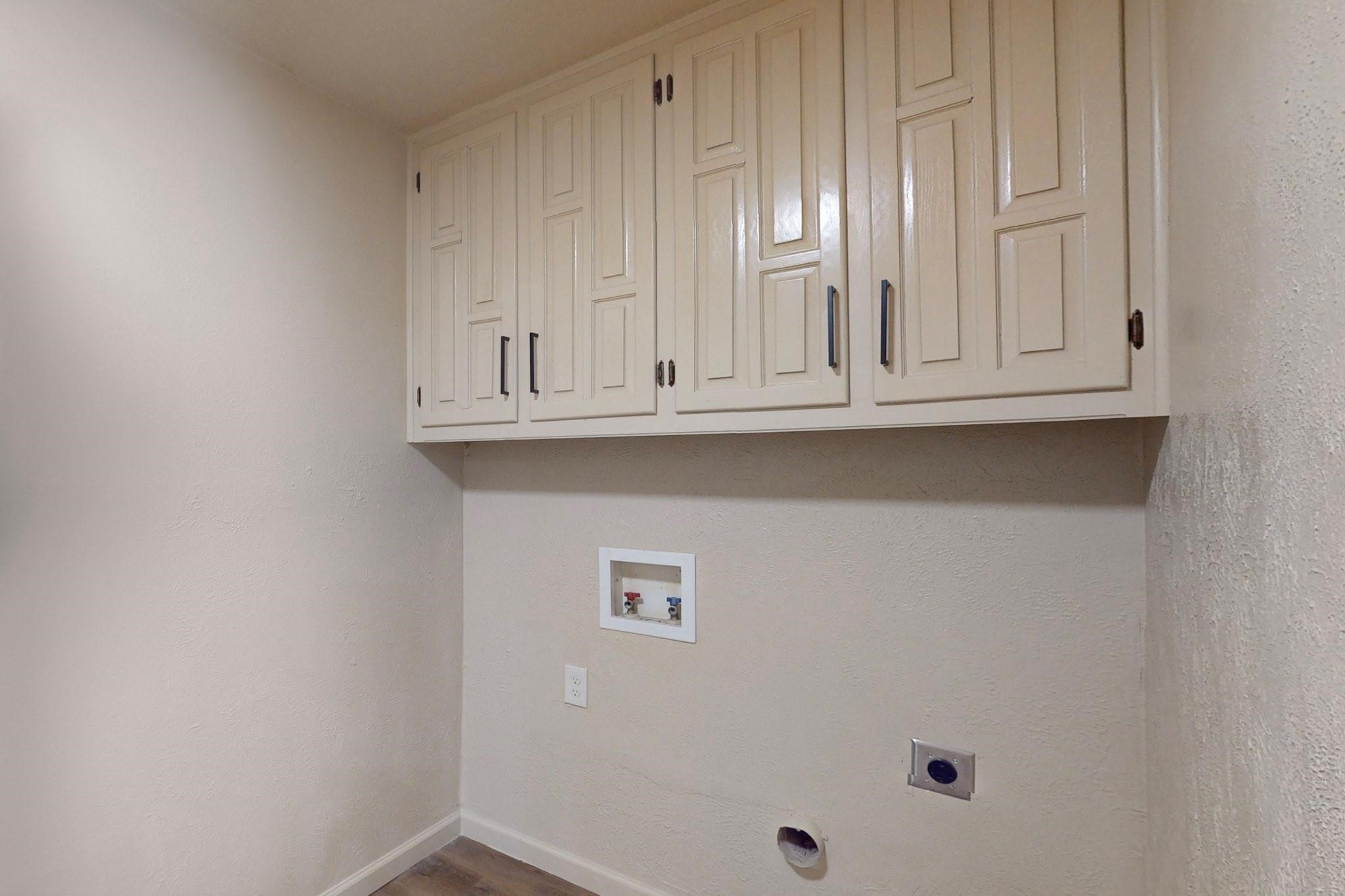 3714 Kiest Knoll Drive Dallas TX 75233