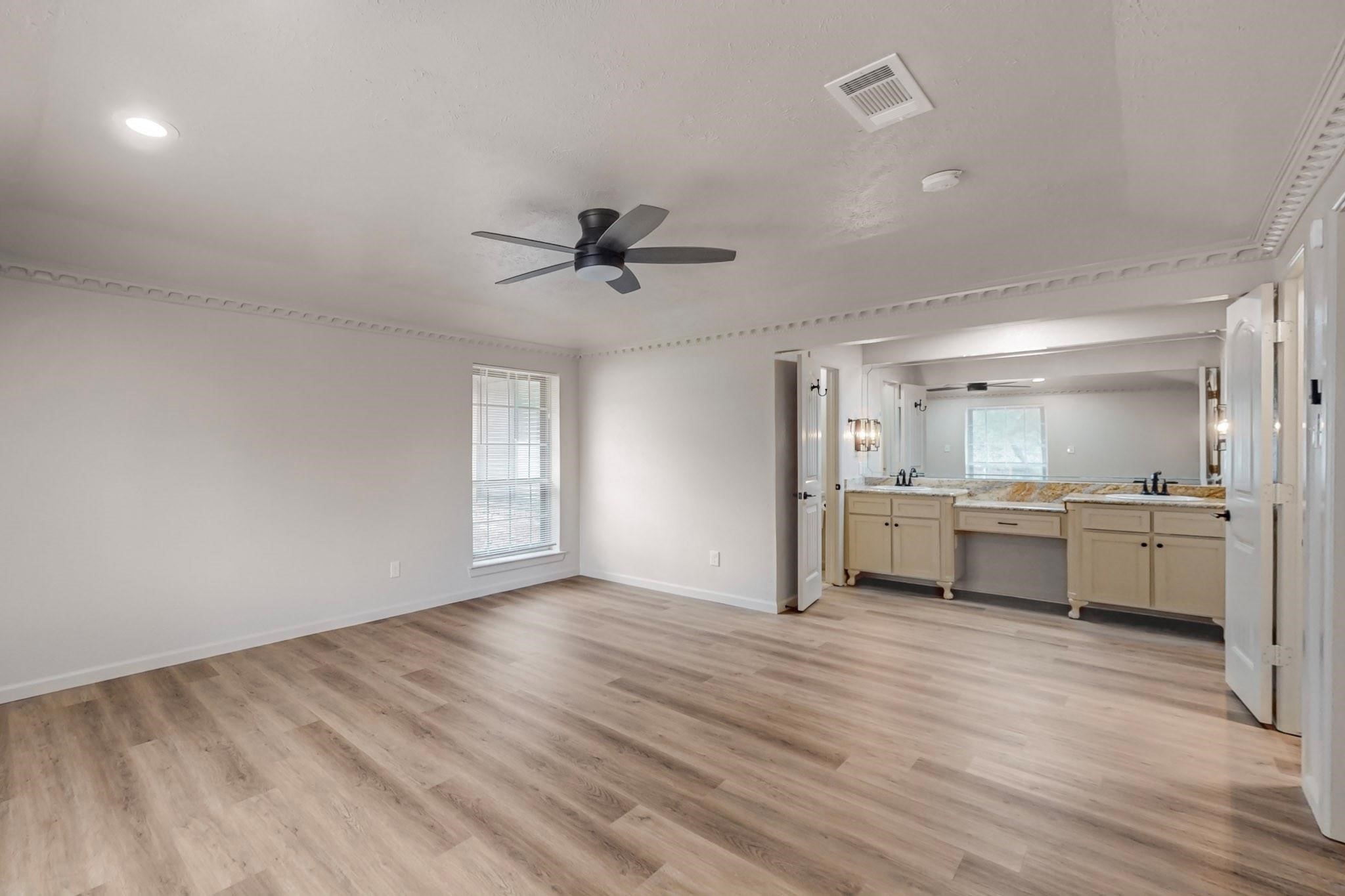 3714 Kiest Knoll Drive Dallas TX 75233
