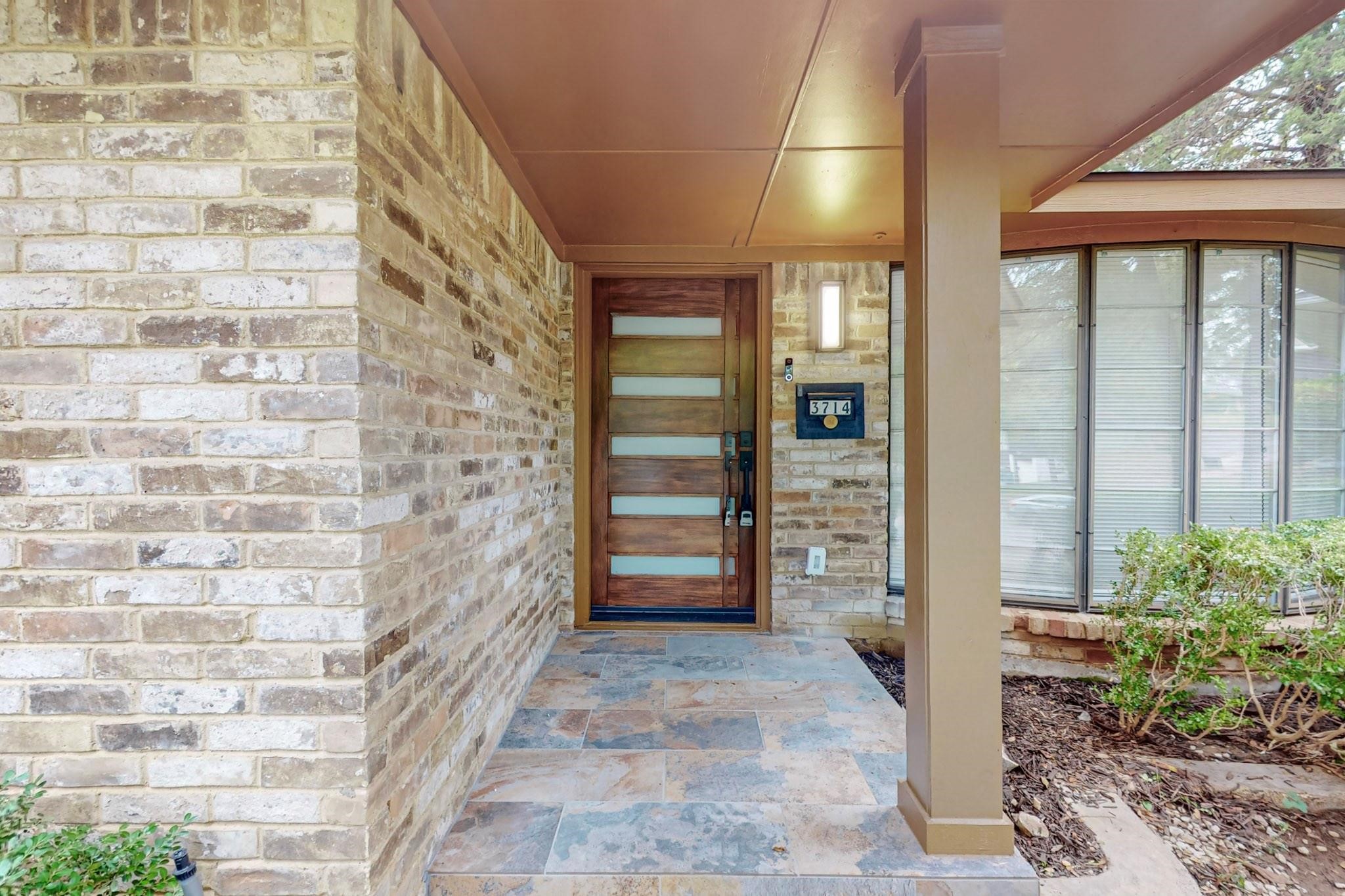 3714 Kiest Knoll Drive Dallas TX 75233