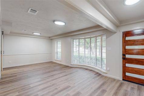 3714 Kiest Knoll Drive Dallas TX 75233