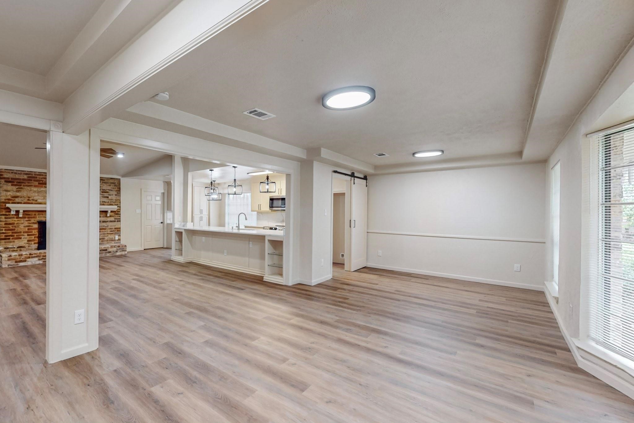 3714 Kiest Knoll Drive Dallas TX 75233