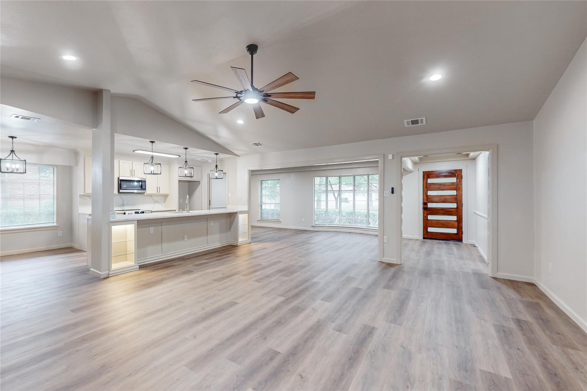 3714 Kiest Knoll Drive Dallas TX 75233