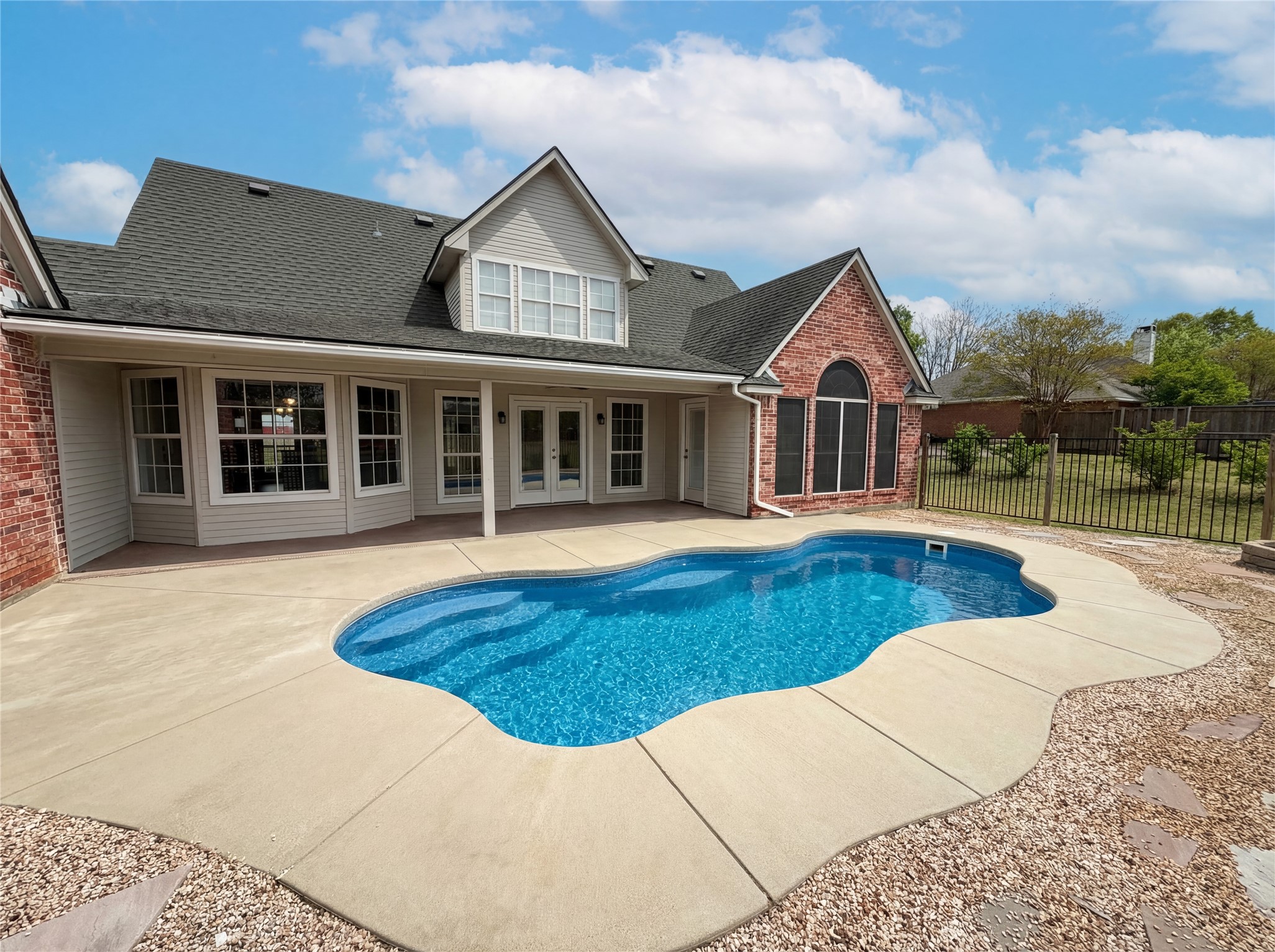 4014 Fm 664 Waxahachie TX 75167