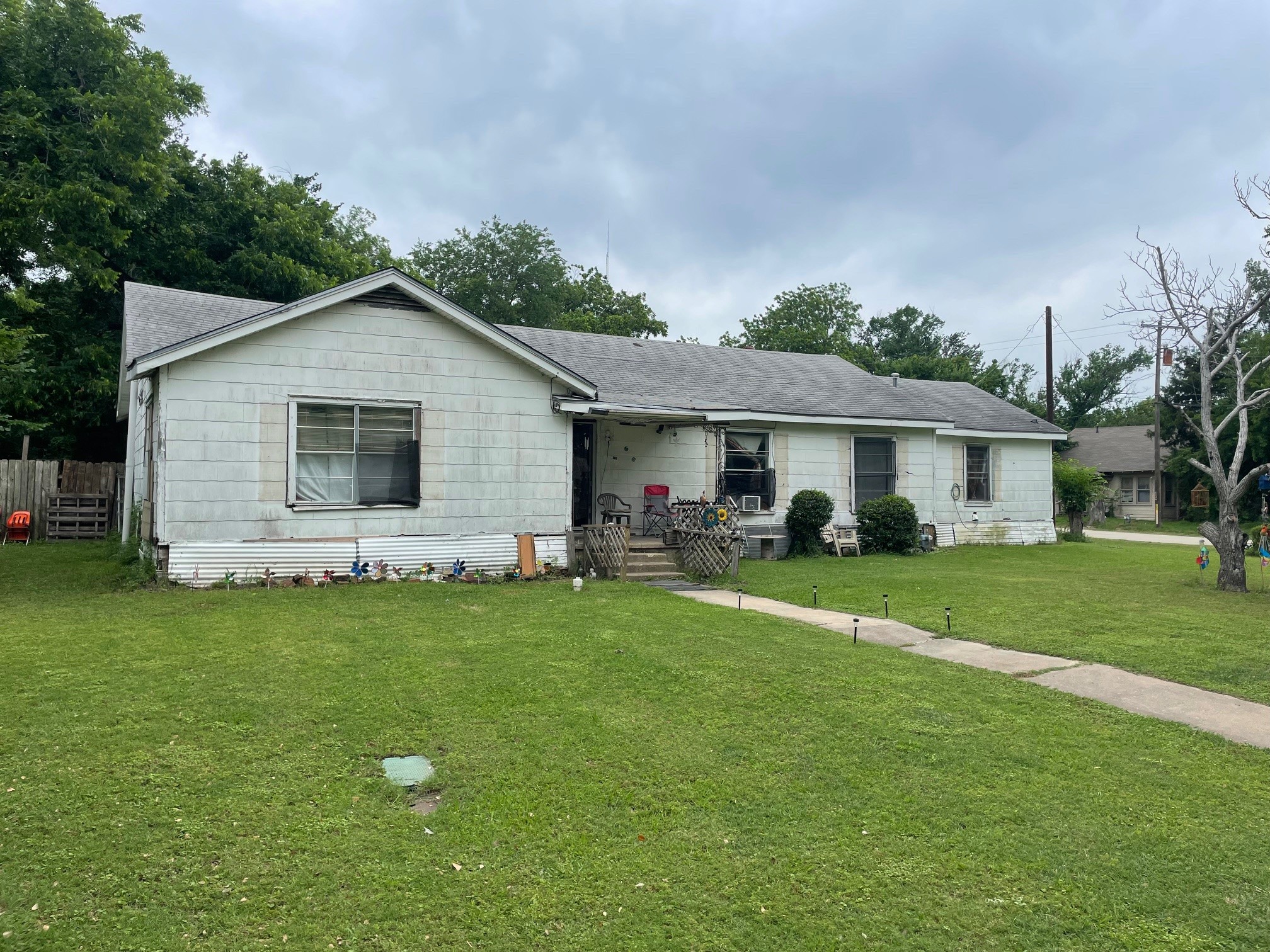 310 W Angeline Street Groesbeck TX 76642
