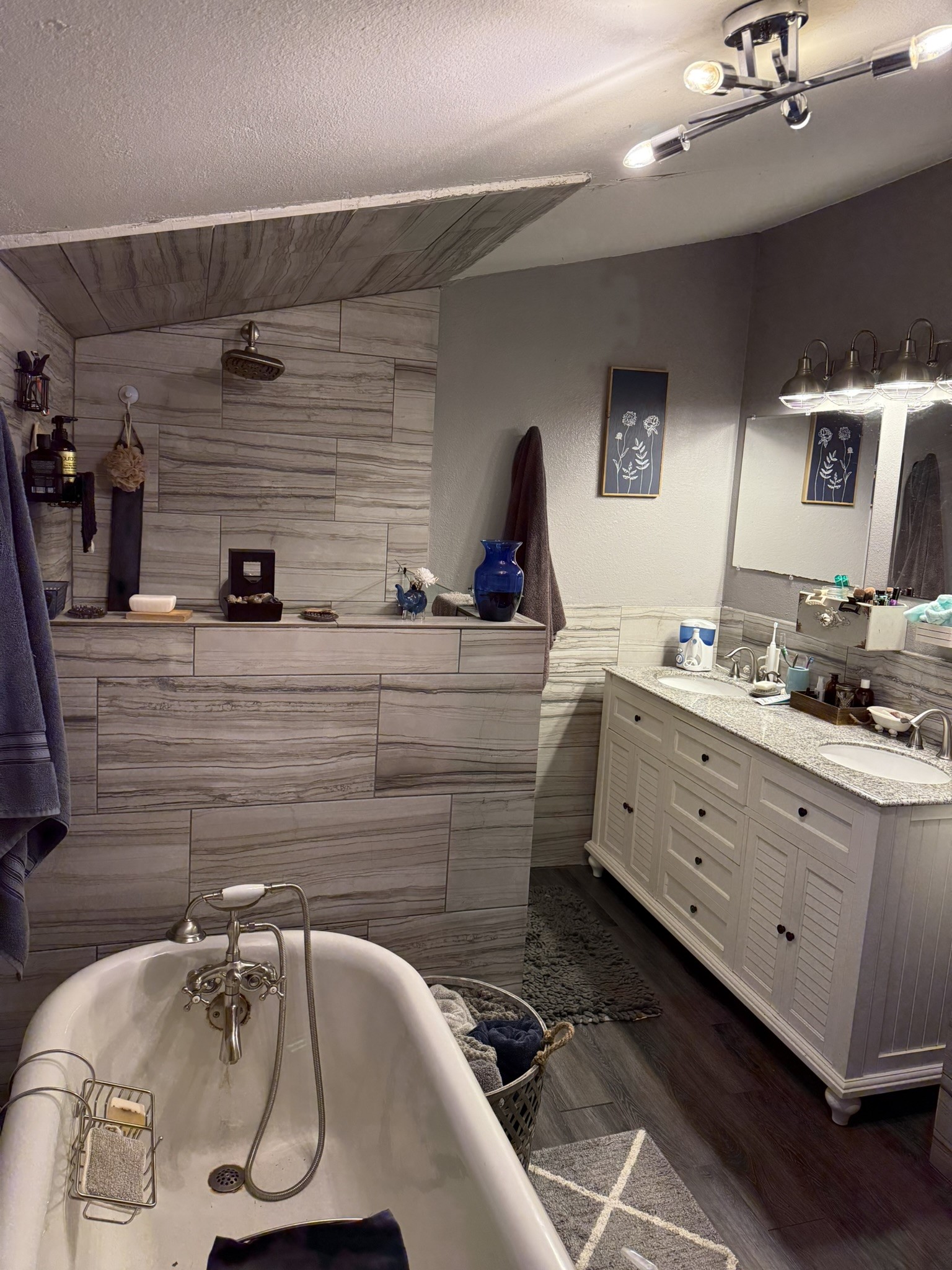 100 E Mulberry Street Leonard TX 75452