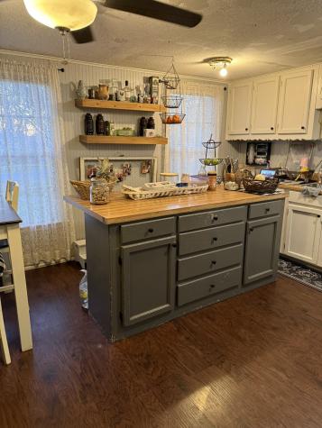 100 E Mulberry Street Leonard TX 75452