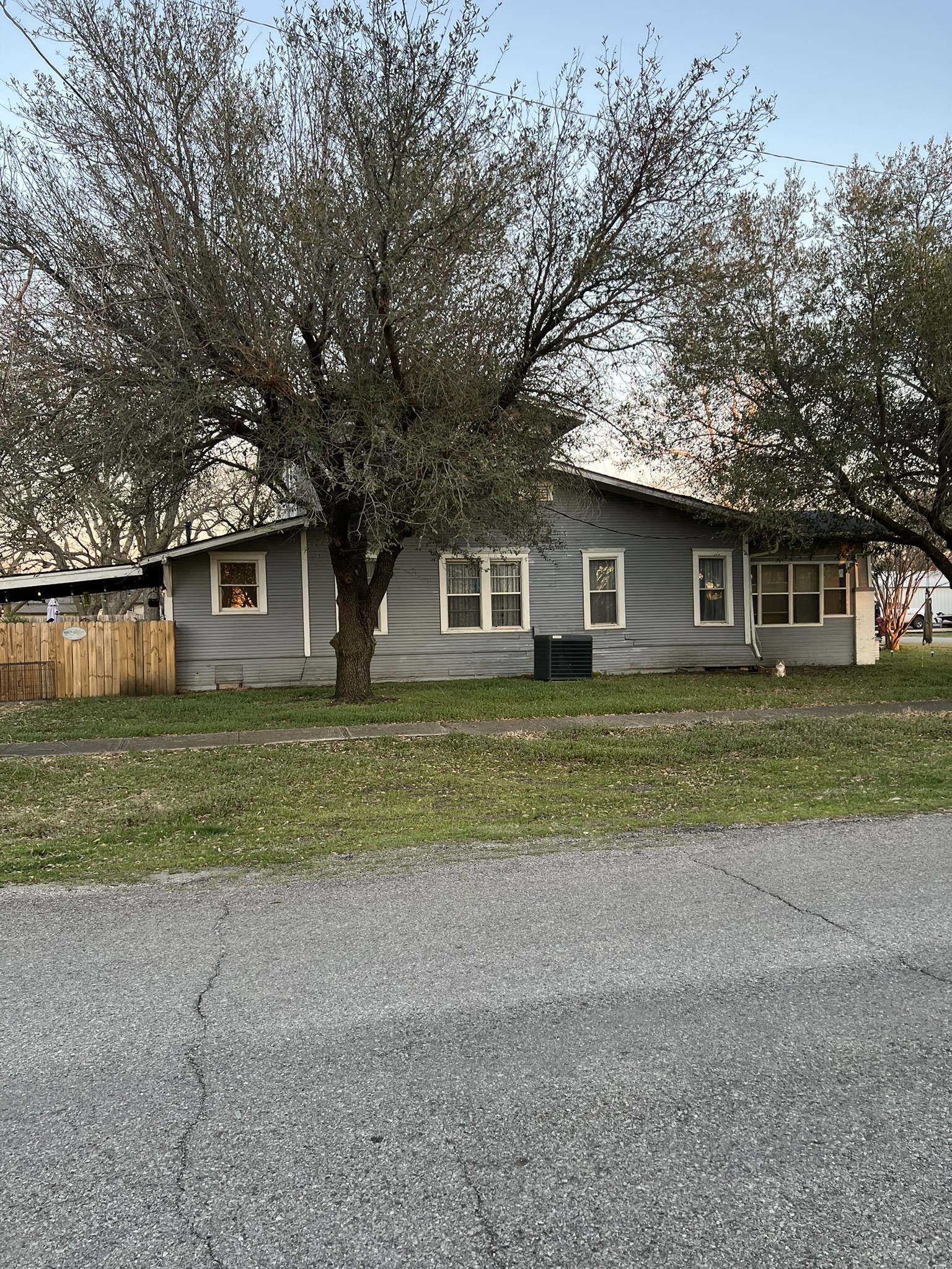 100 E Mulberry Street Leonard TX 75452