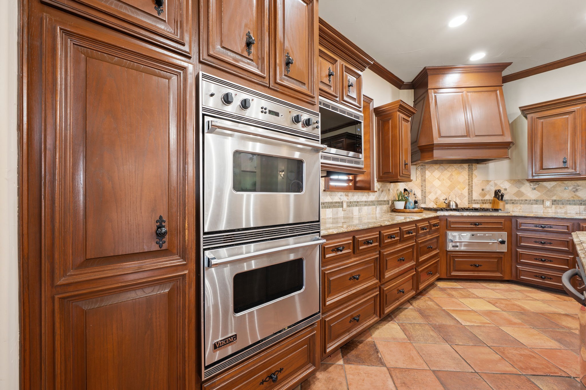 2454 380 W State Highway Jacksboro TX 76458