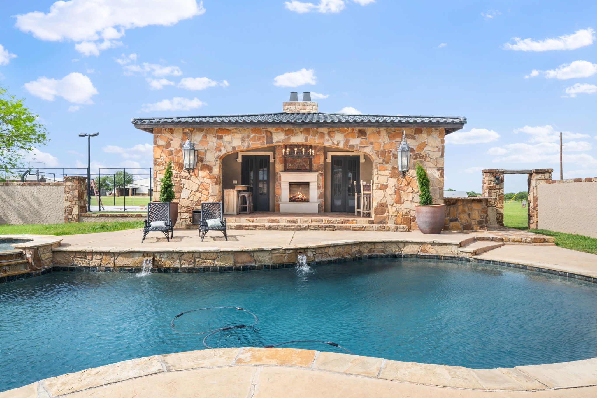 2454 380 W State Highway Jacksboro TX 76458