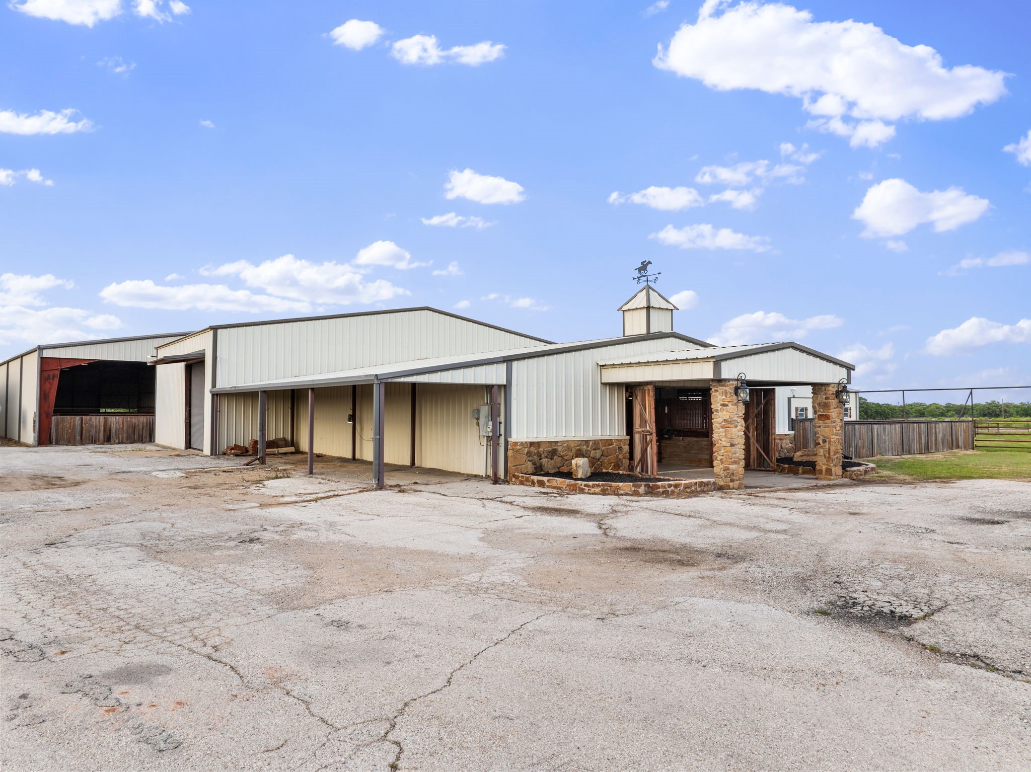 2454 380 W State Highway Jacksboro TX 76458