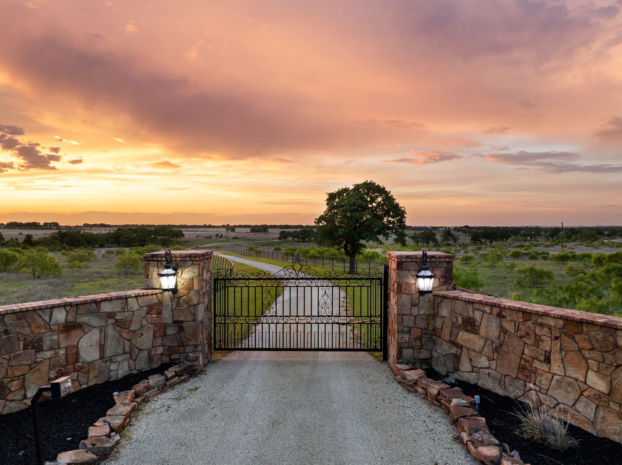 2454 380 W State Highway Jacksboro TX 76458