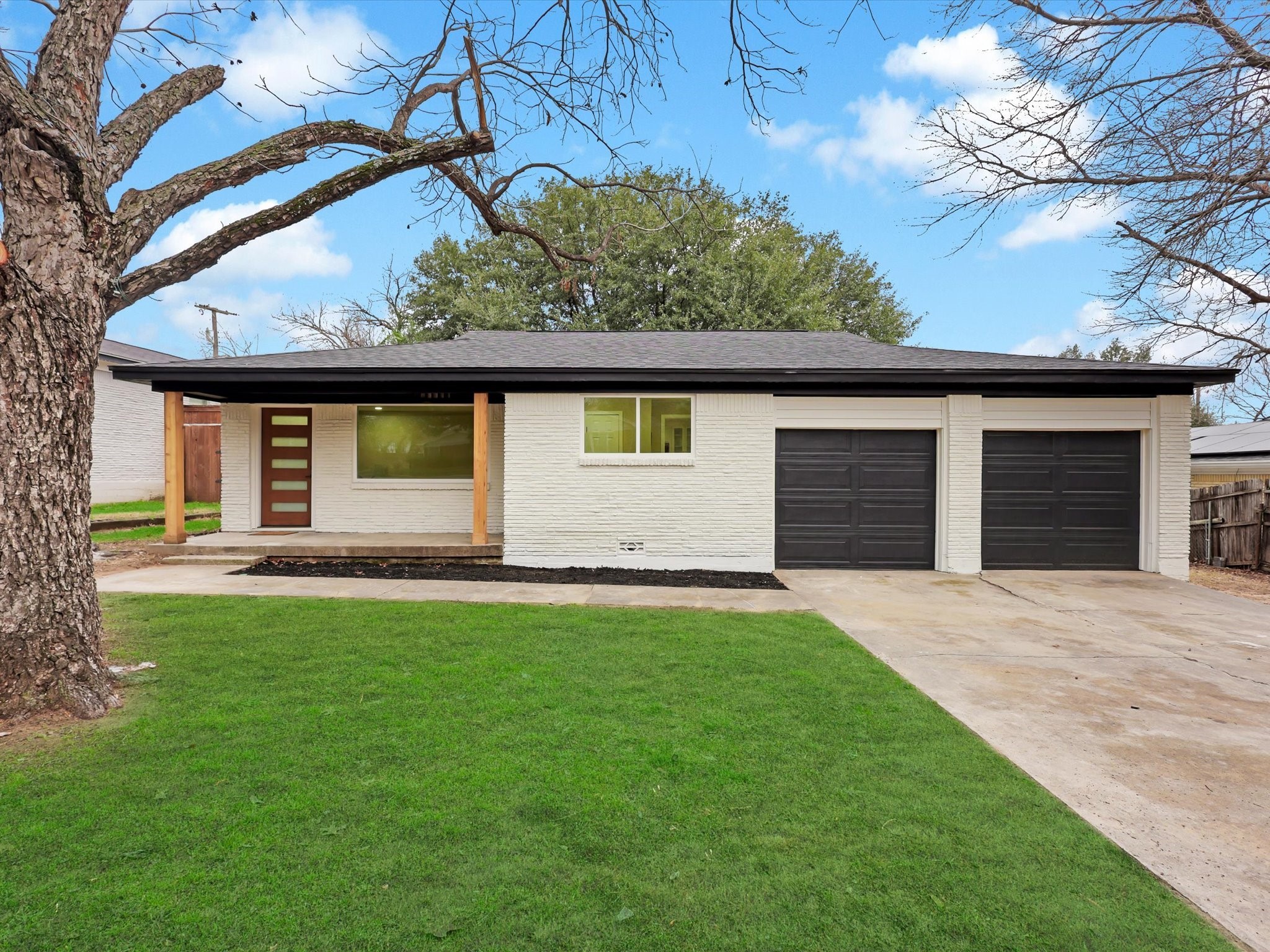 6005 Saint Johns Lane Fort Worth TX 76114