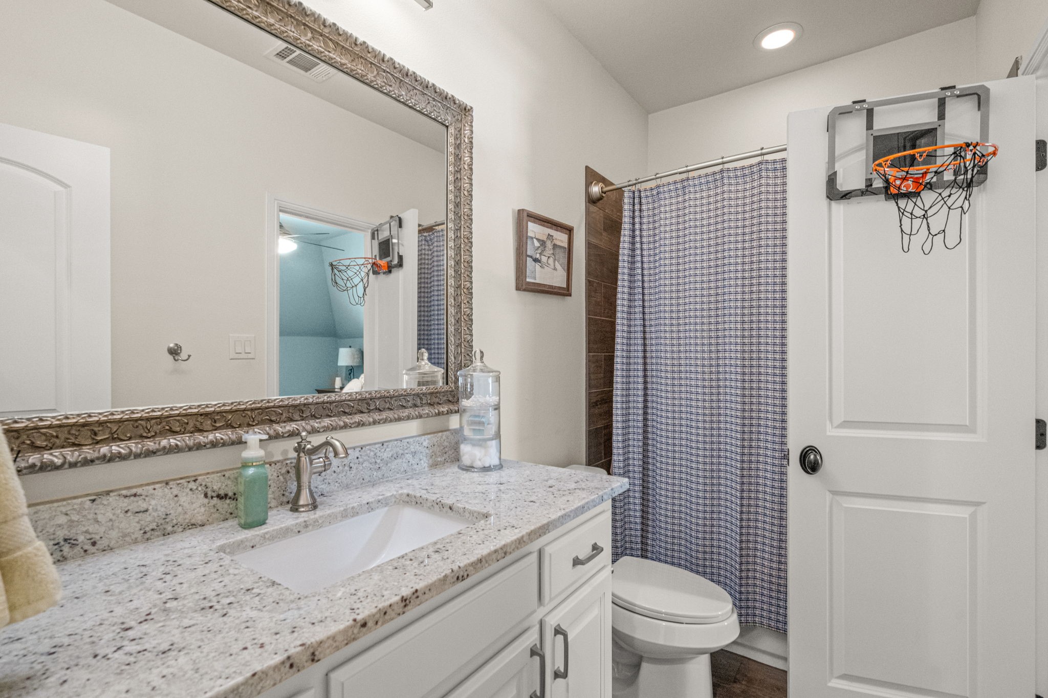 8621 Colina Terrace Benbrook TX 76126