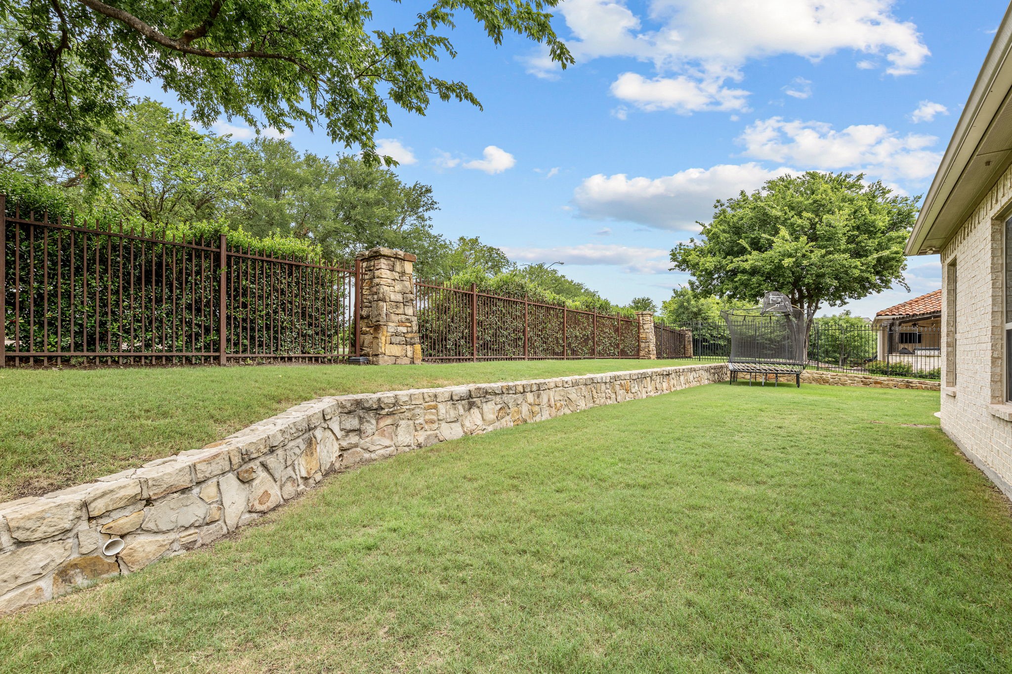 8621 Colina Terrace Benbrook TX 76126