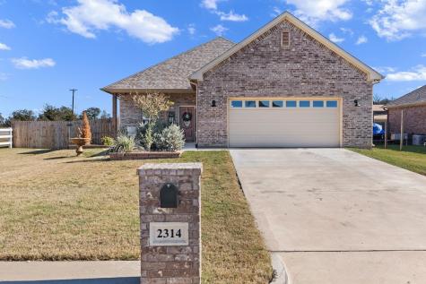 2314 Springhill Court Mineral Wells TX 76067