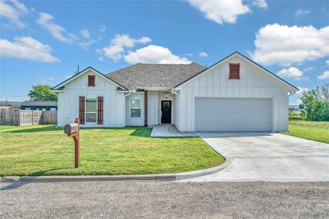 910 S Avenue J Clifton TX 76634