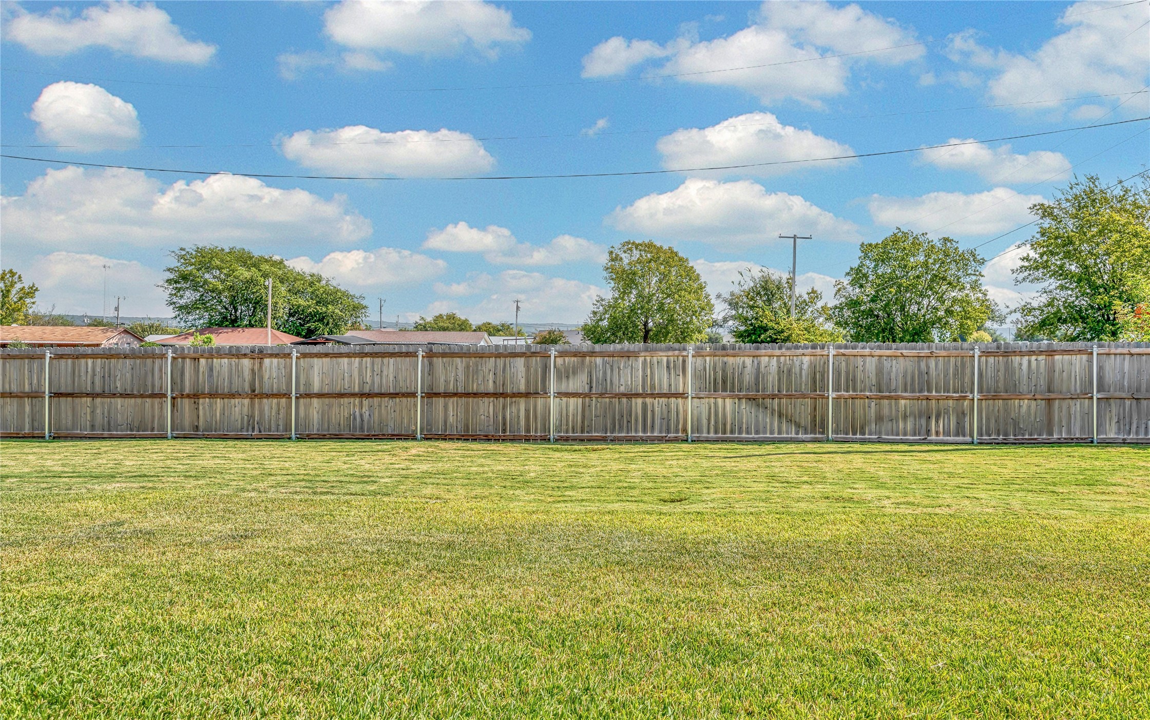 910 S Avenue J Clifton TX 76634