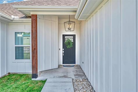 910 S Avenue J Clifton TX 76634