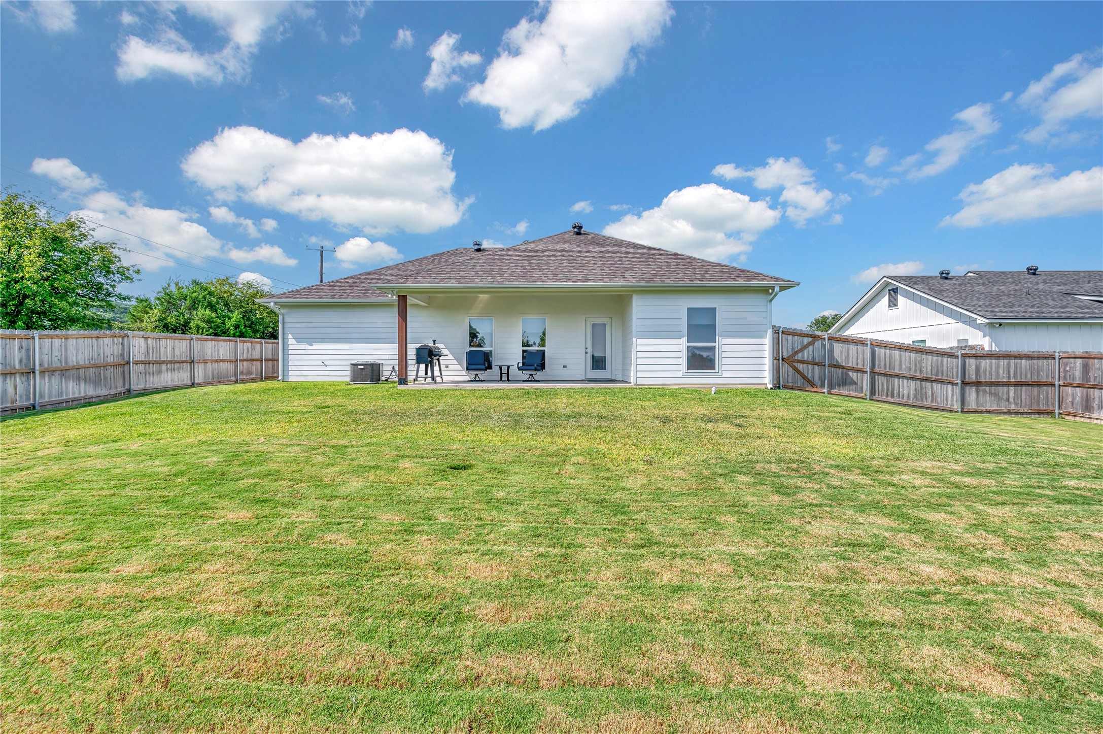 910 S Avenue J Clifton TX 76634