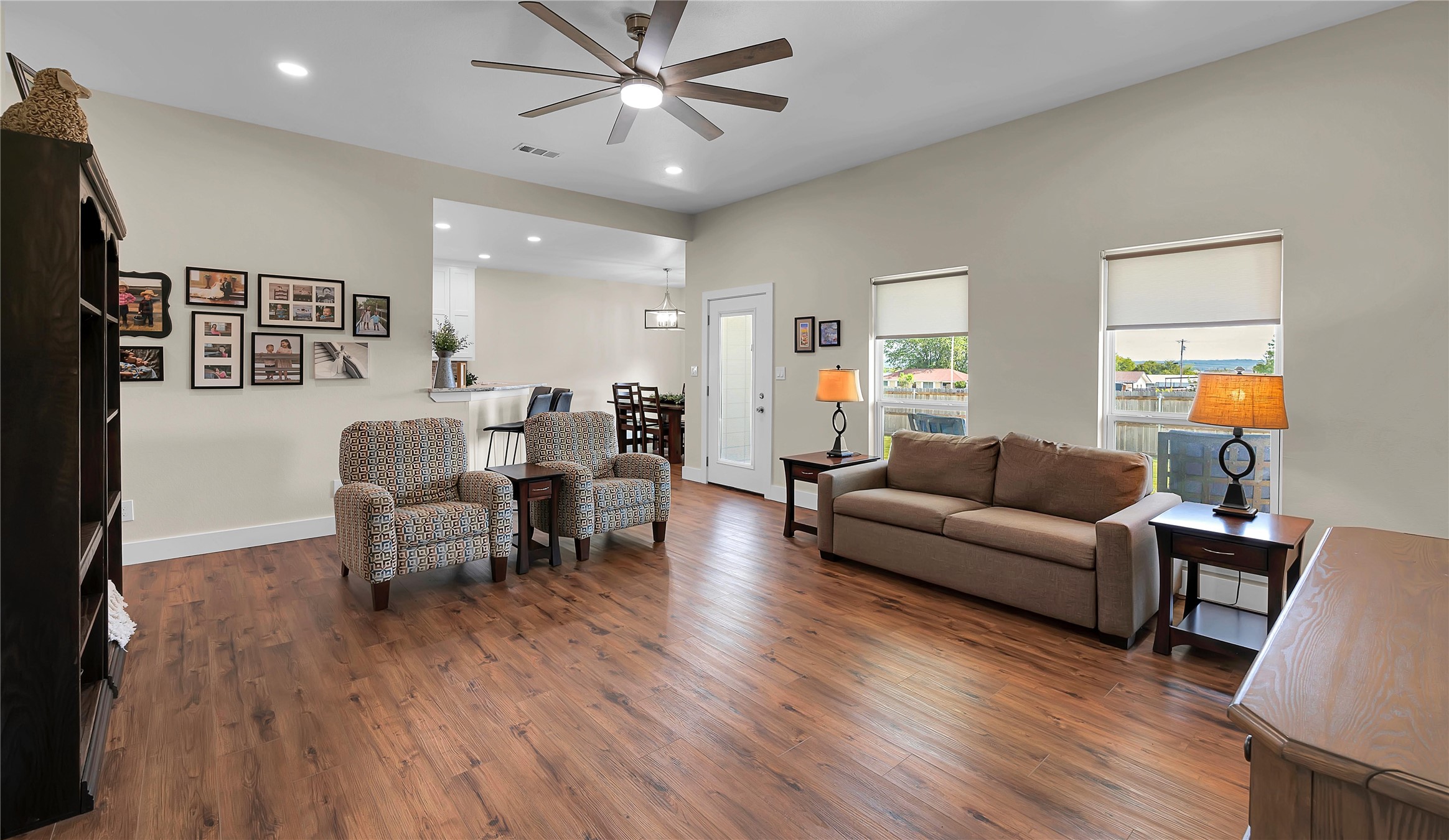 910 S Avenue J Clifton TX 76634