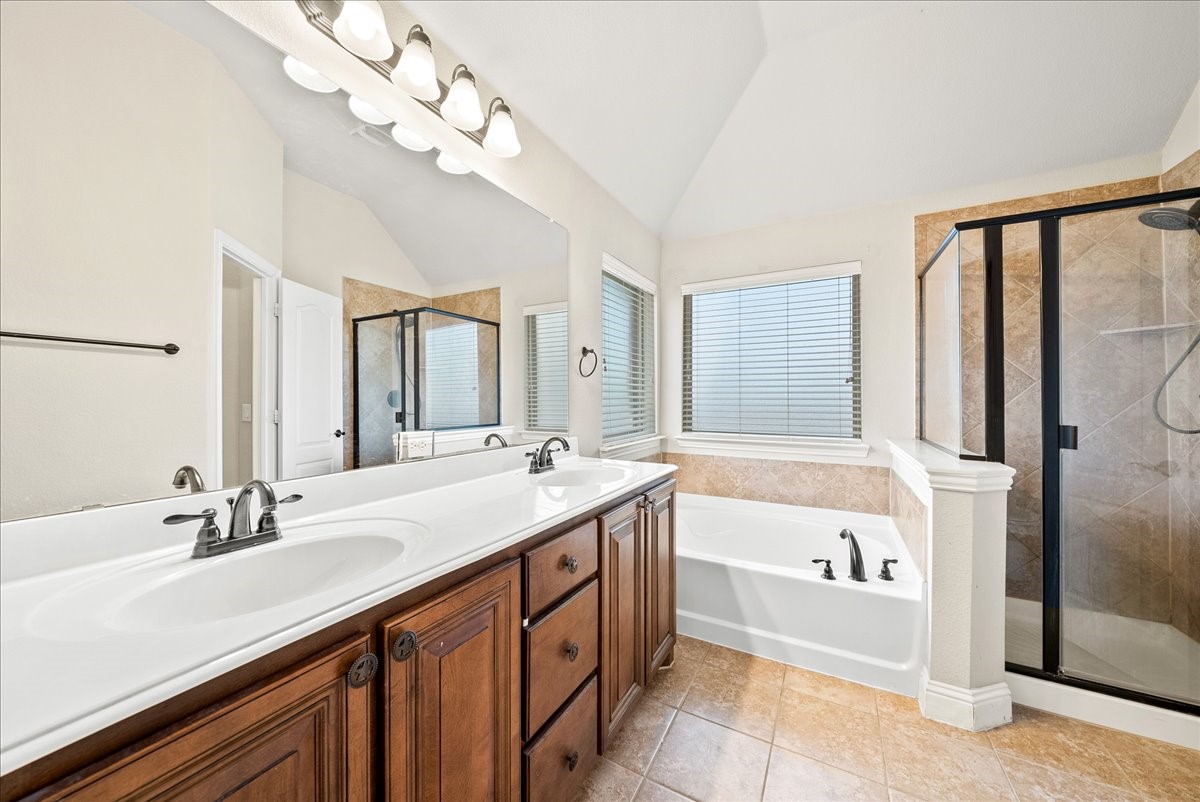 5009 Spruce Street Krum TX 76249