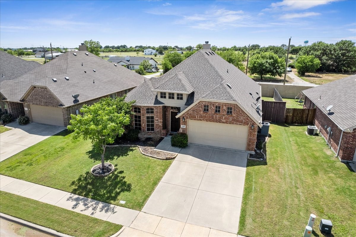 5009 Spruce Street Krum TX 76249