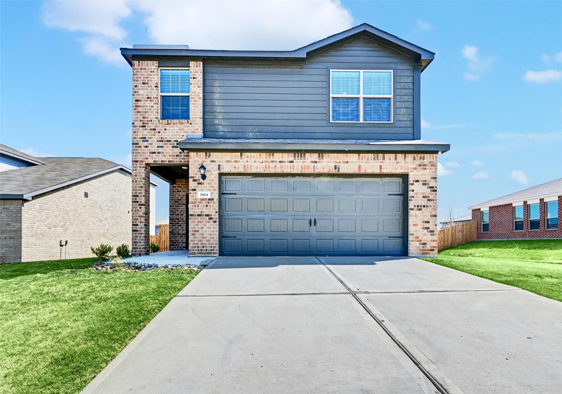2004 Hialeah Drive Seagoville TX 75159