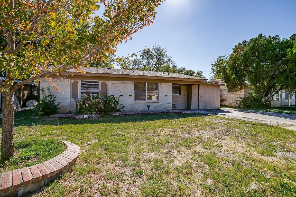 1808 Glynn Oaks Drive Arlington TX 76010