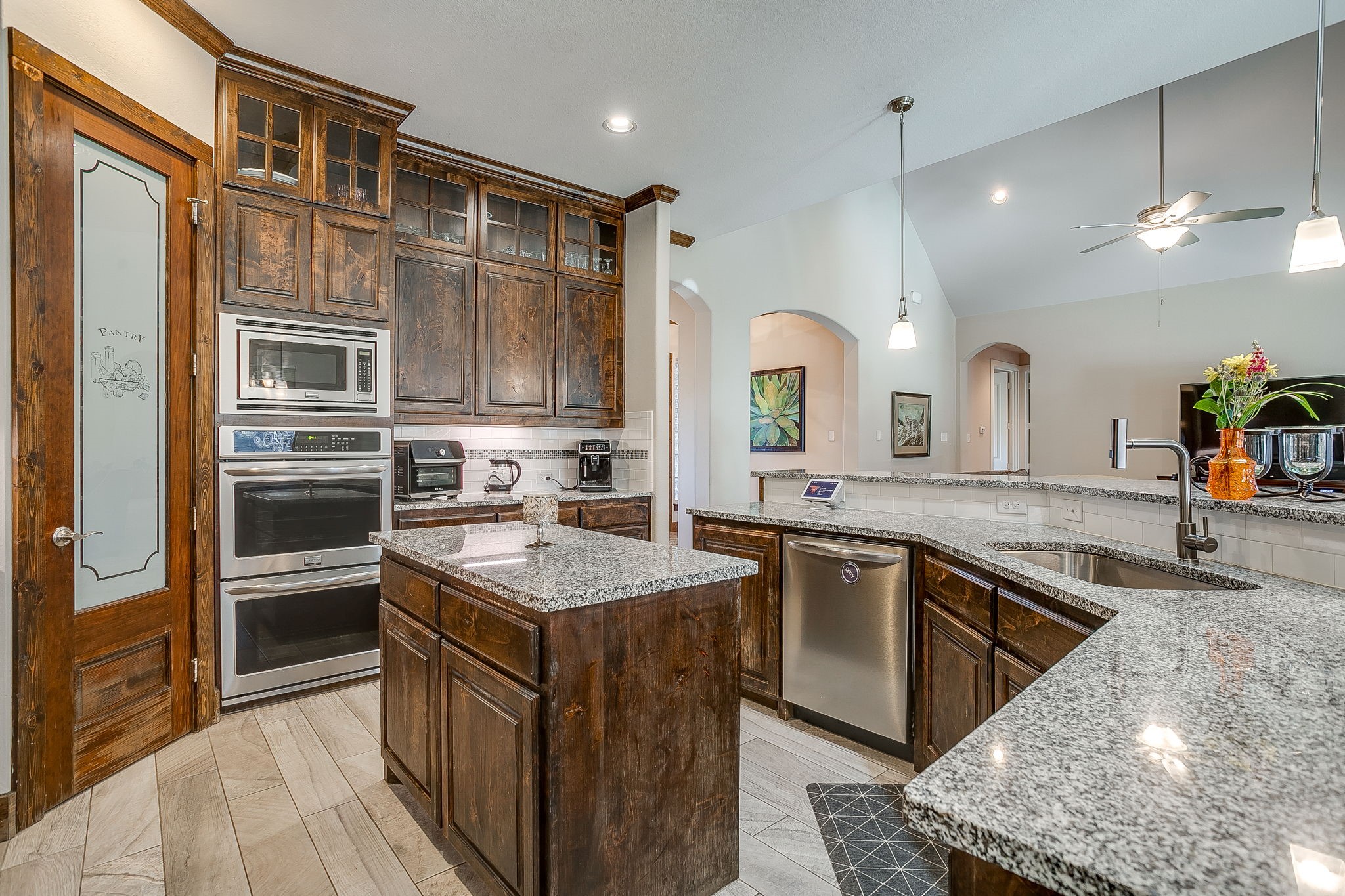 601 S Sugartree Drive Lipan TX 76462