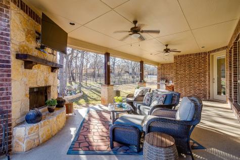 601 S Sugartree Drive Lipan TX 76462