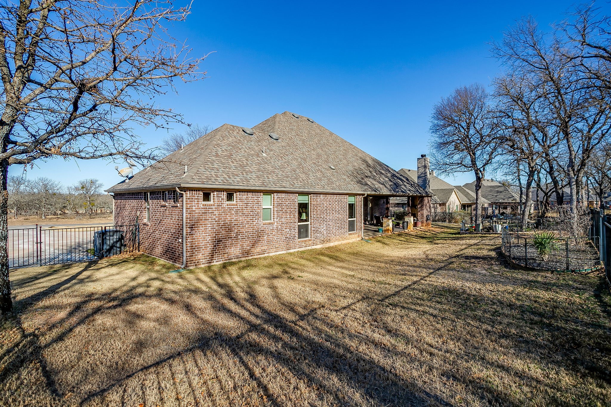 601 S Sugartree Drive Lipan TX 76462