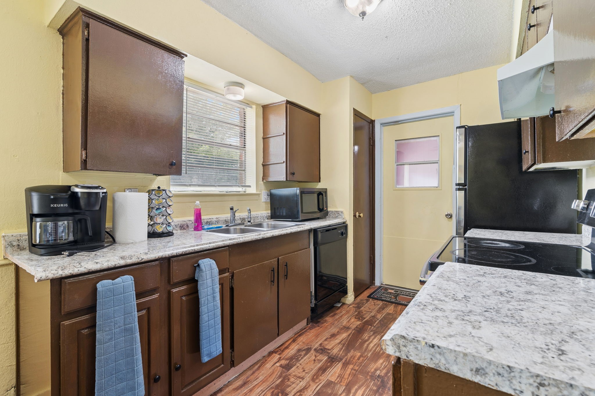 818 Quebec Drive Garland TX 75040
