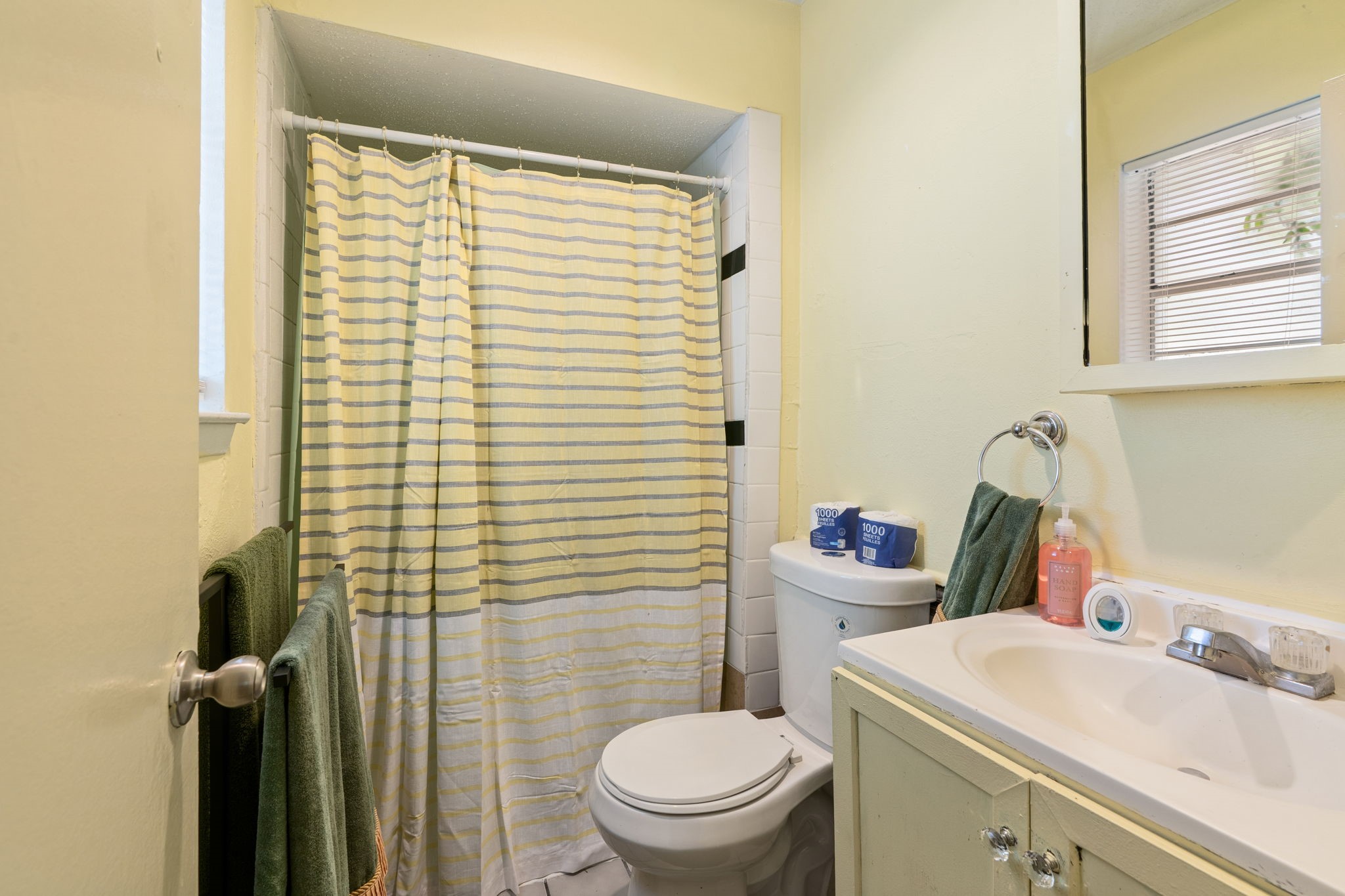 818 Quebec Drive Garland TX 75040