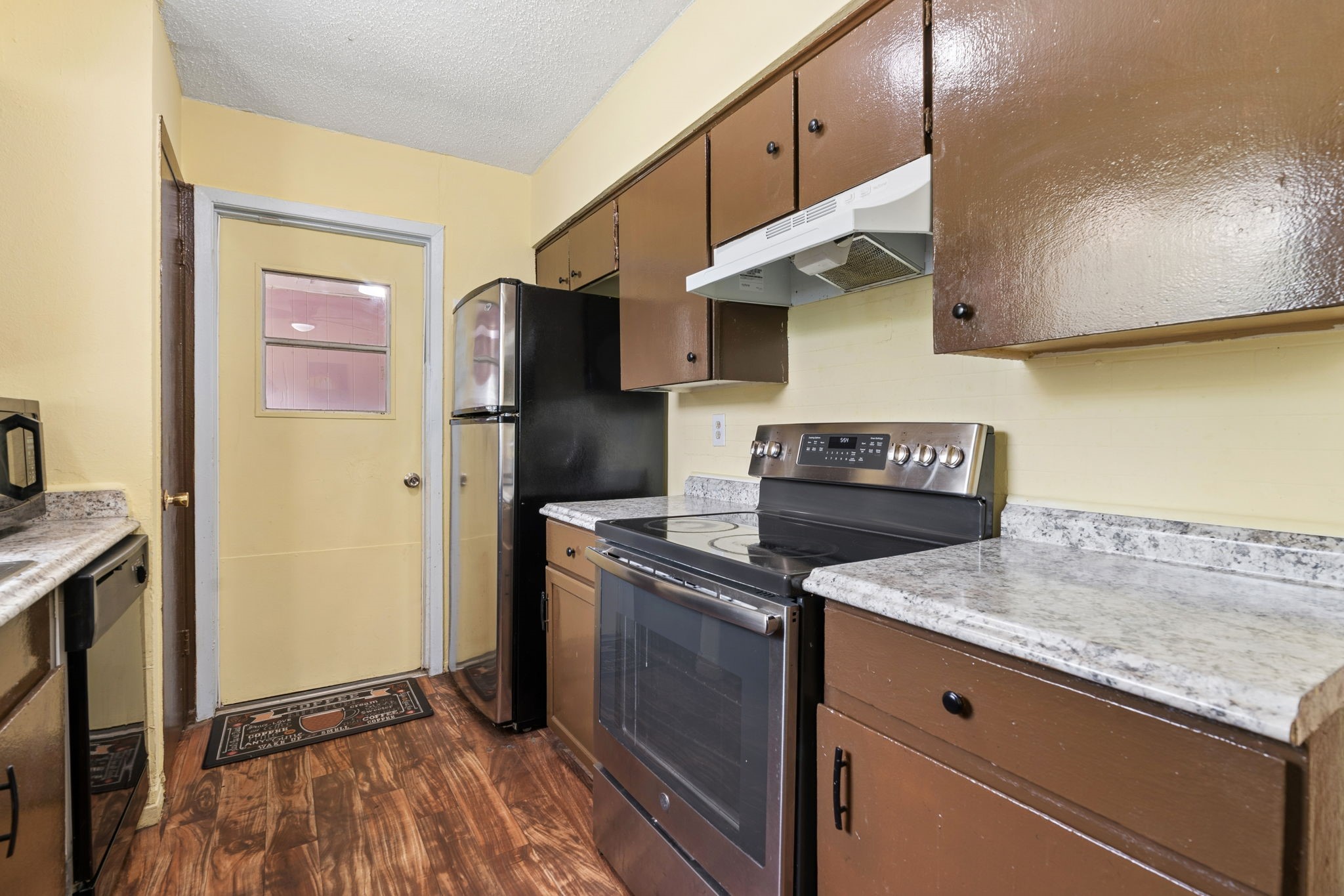 818 Quebec Drive Garland TX 75040