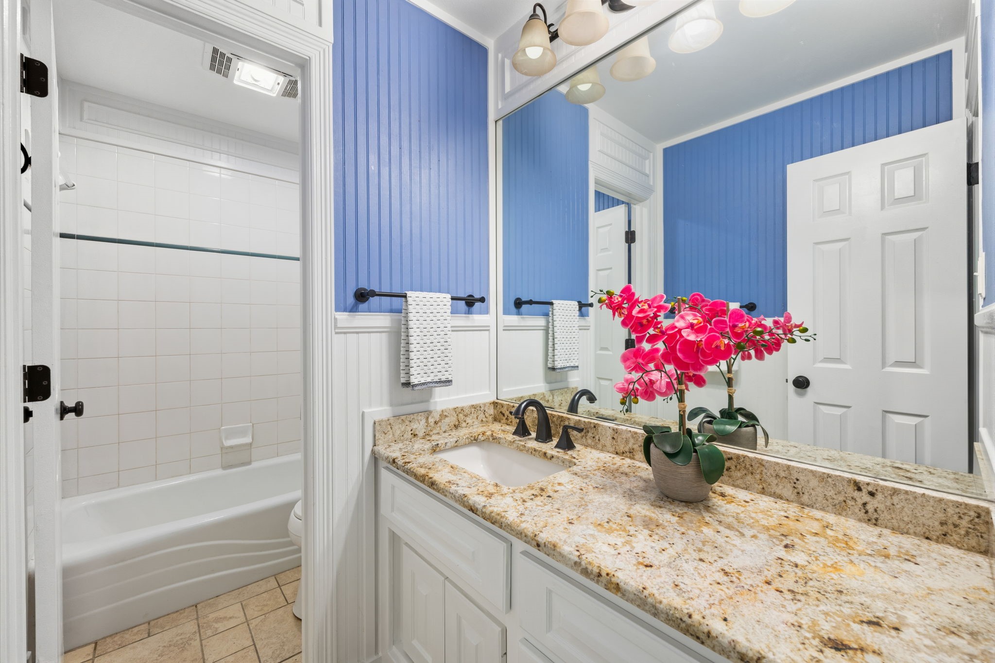 1907 Woodland Hills Lane Weatherford TX 76087
