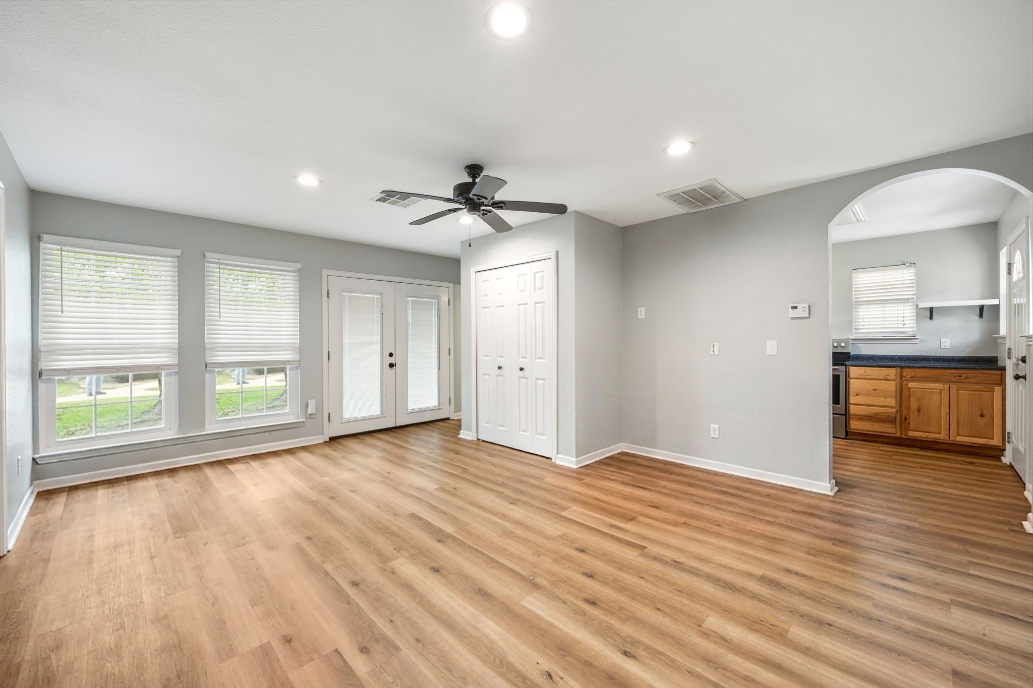 1907 Woodland Hills Lane Weatherford TX 76087
