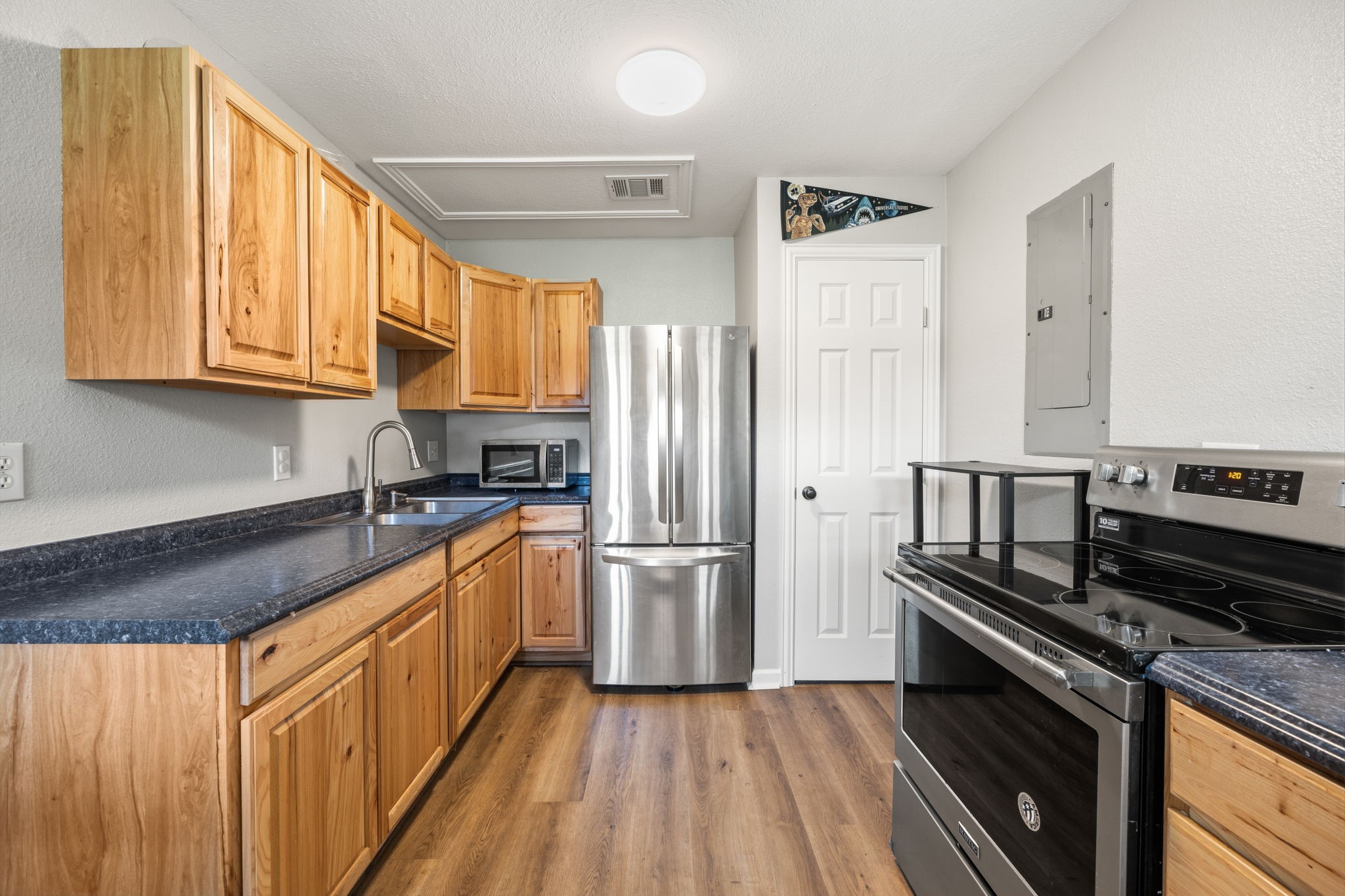1907 Woodland Hills Lane Weatherford TX 76087