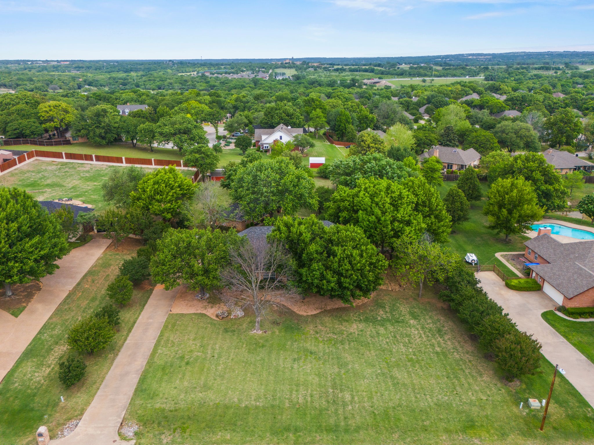 1907 Woodland Hills Lane Weatherford TX 76087