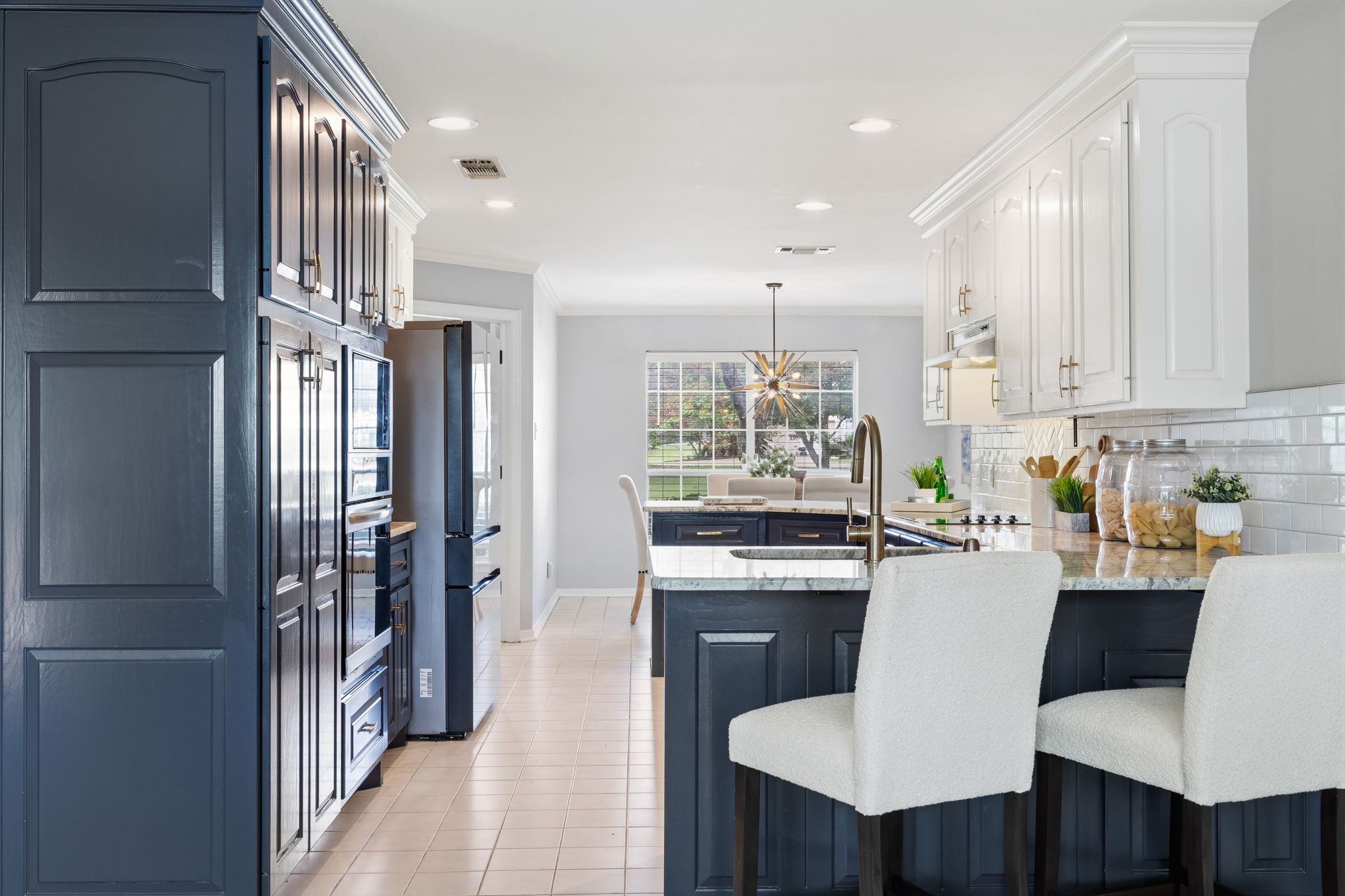 1907 Woodland Hills Lane Weatherford TX 76087
