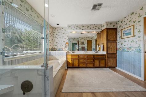 10011 Lost Oak Ridge Drive Woodway TX 76712