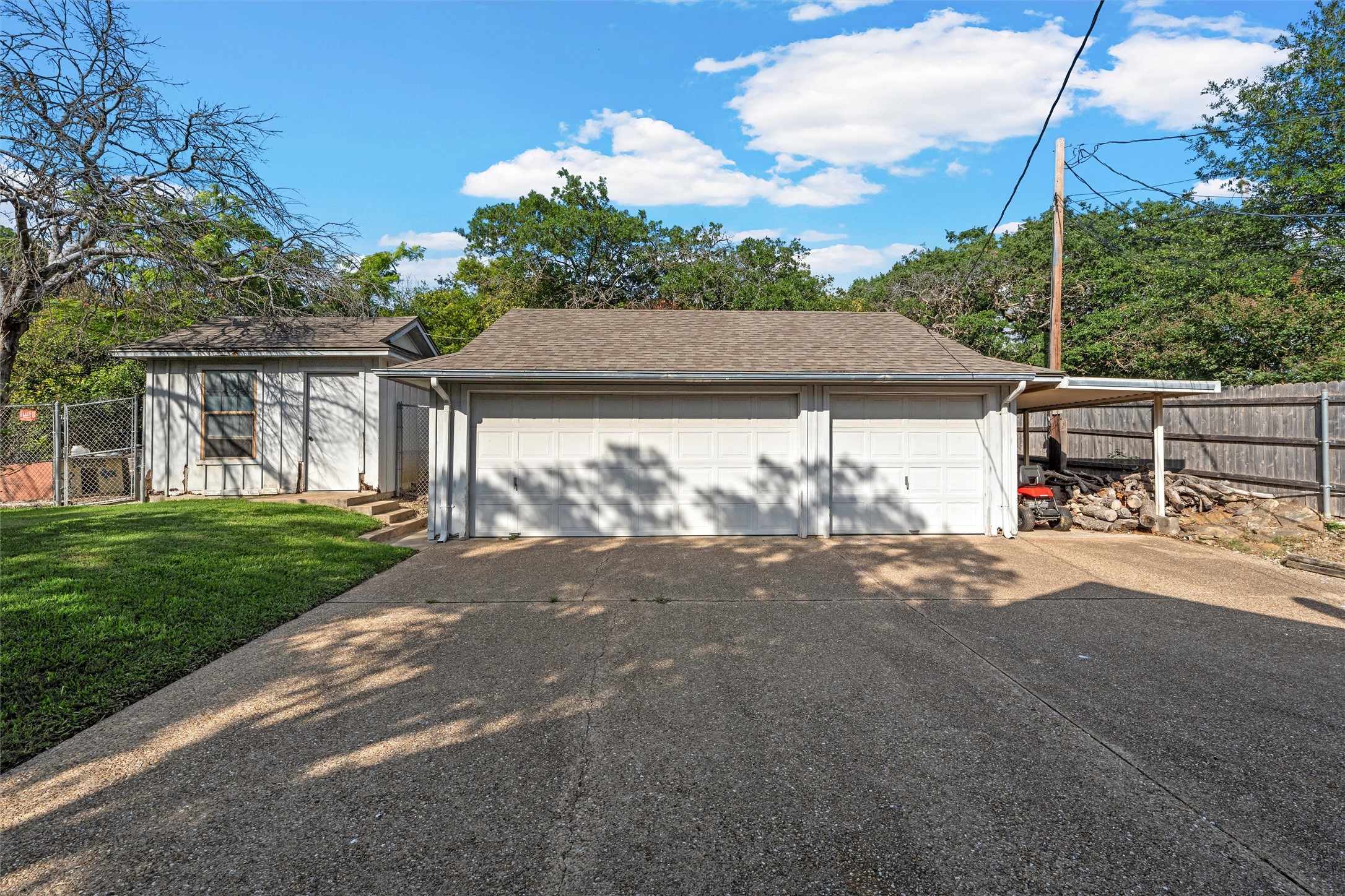 10011 Lost Oak Ridge Drive Woodway TX 76712