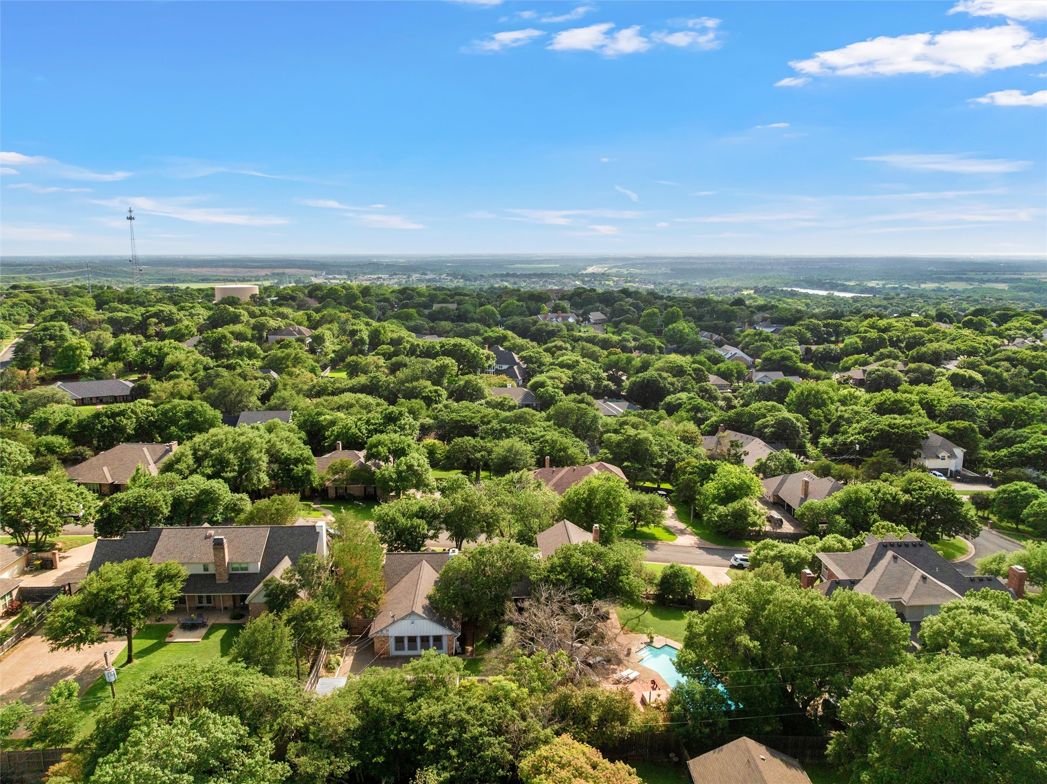 10011 Lost Oak Ridge Drive Woodway TX 76712