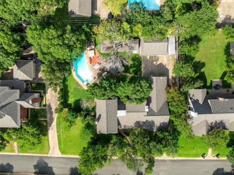 10011 Lost Oak Ridge Drive Woodway TX 76712