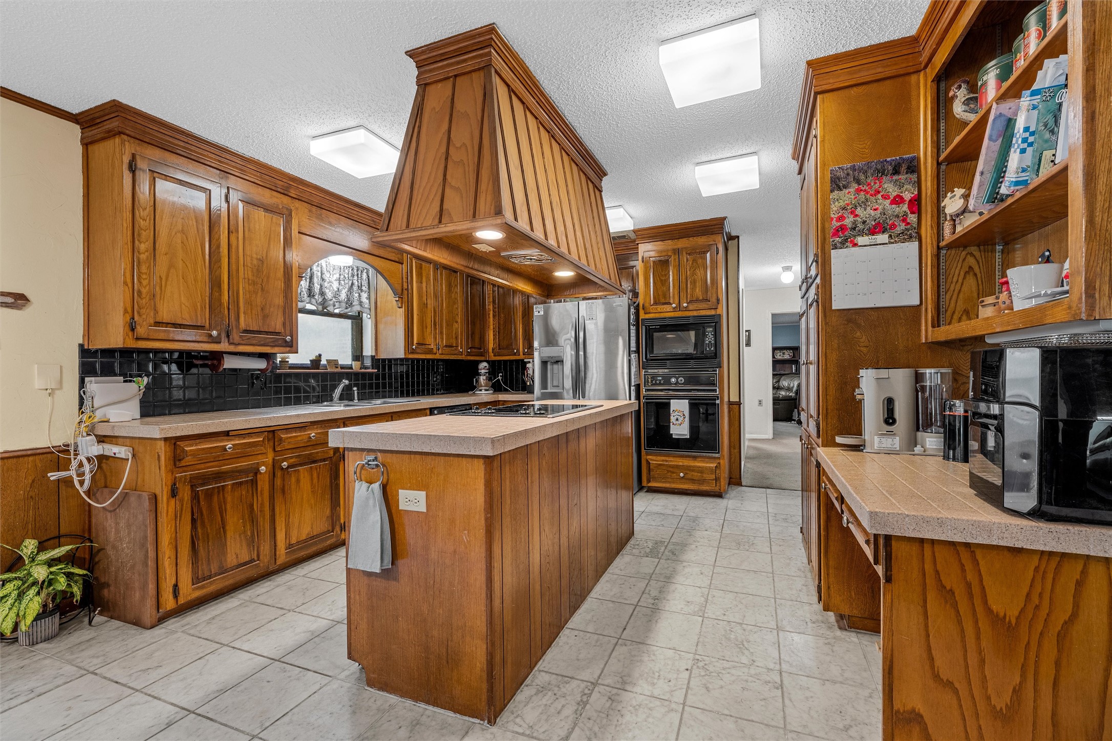 10011 Lost Oak Ridge Drive Woodway TX 76712