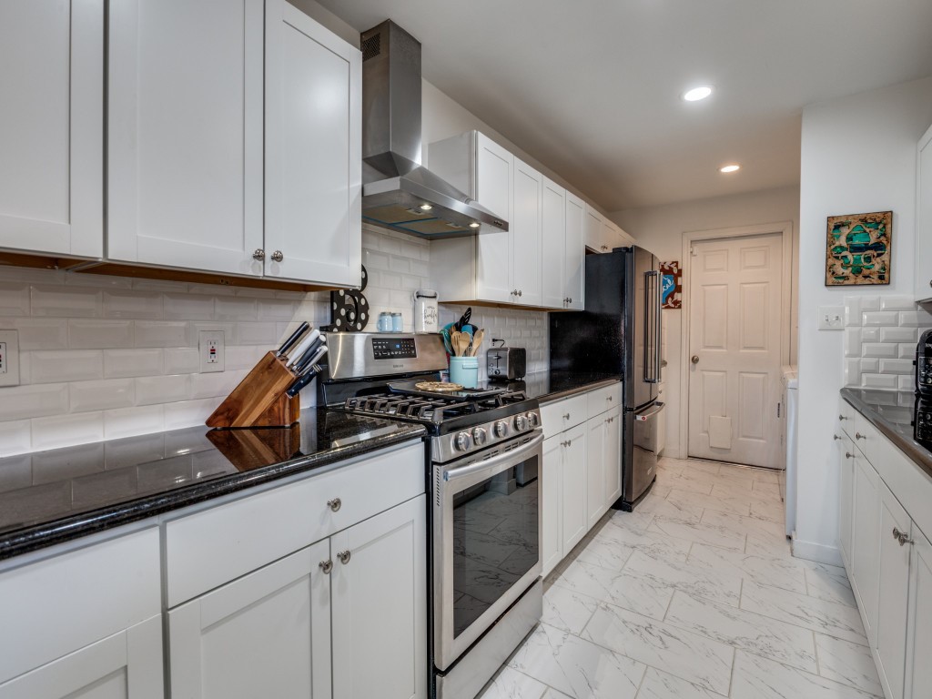 3333 High Lark Drive Dallas TX 75234