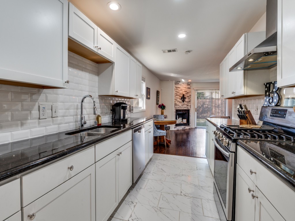 3333 High Lark Drive Dallas TX 75234