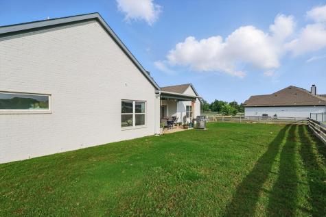 121 Bluegrass Trail Springtown TX 76082