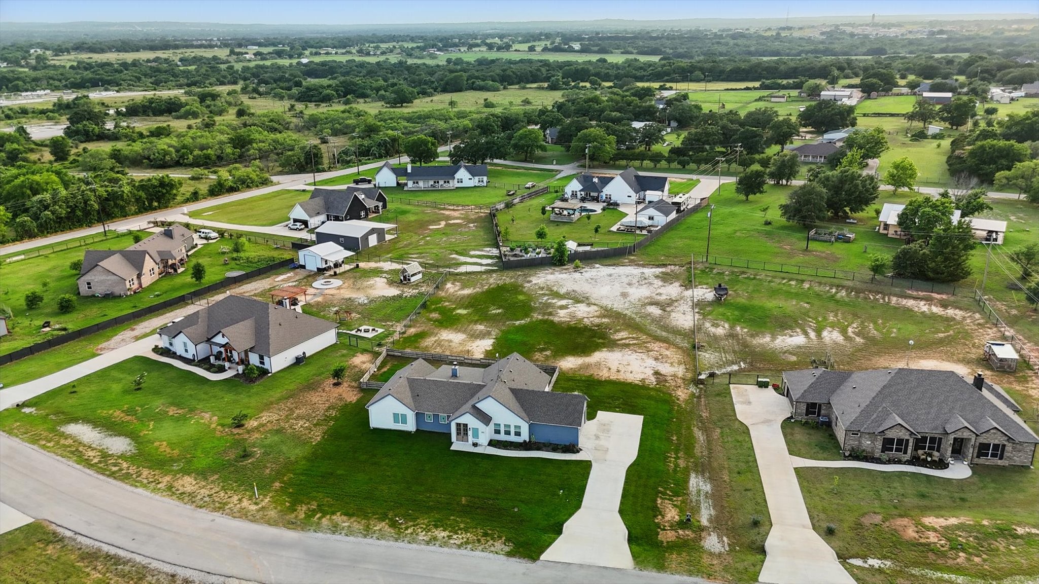 121 Bluegrass Trail Springtown TX 76082